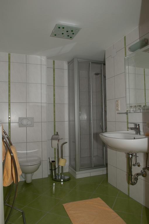 Privatzimmer Und Ferienwohnungen Gassner Admont Szoba fotó
