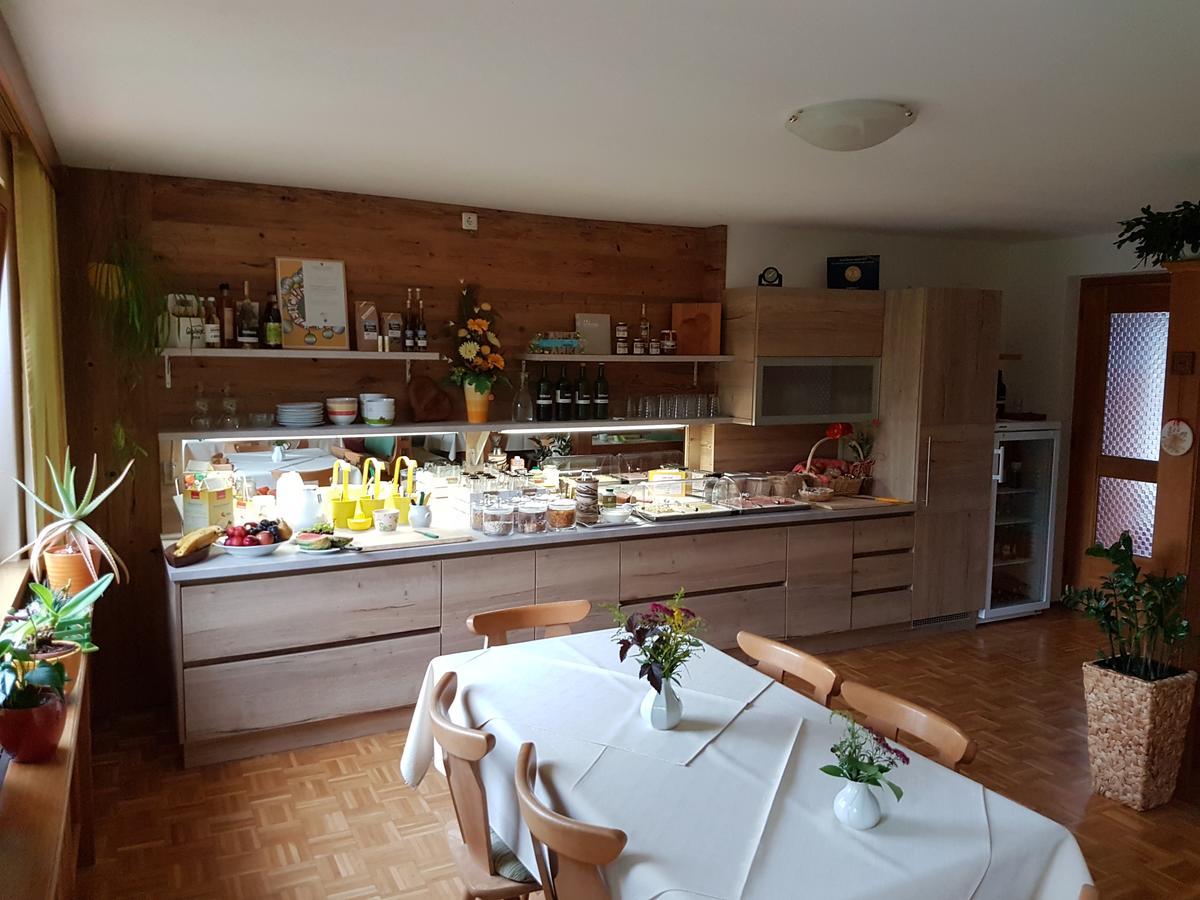 Privatzimmer Und Ferienwohnungen Gassner Admont Kültér fotó